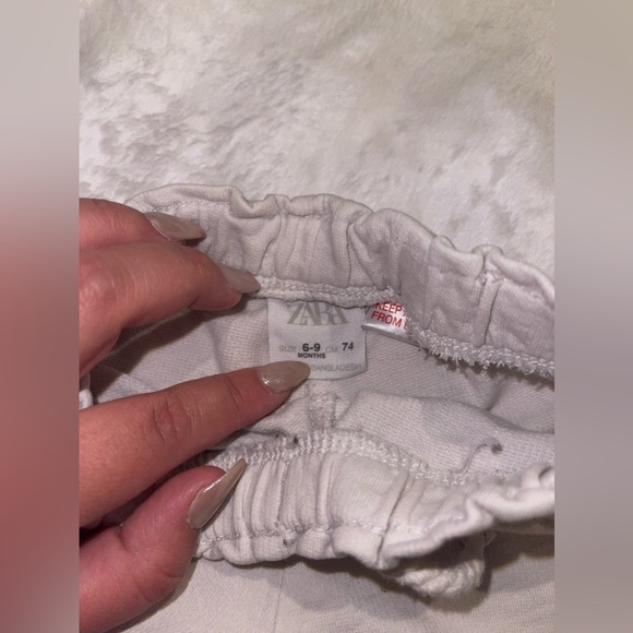 Zara Baby Shorts - Picture 6 of 7